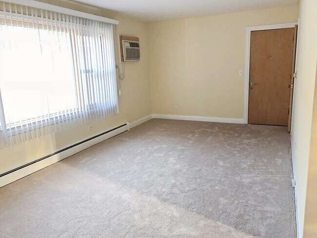 Foto del edificio - 8514 W Catalpa Ave
