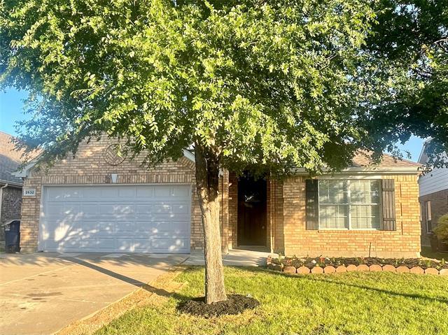 Primary Photo - 2632 Lake Ridge Dr