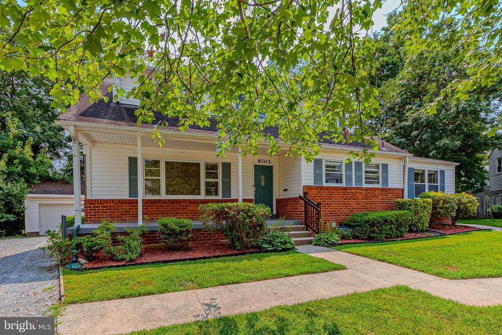 Foto principal - 9703 Stoneham Terrace