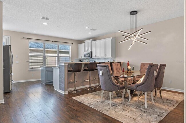 Foto del edificio - 8634 Dufferin Ln