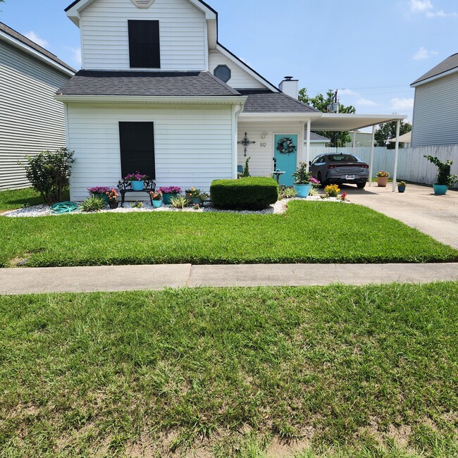 Building Photo - 512 Cane Dr