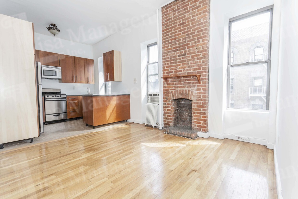 Primary Photo - 201 W 81st St