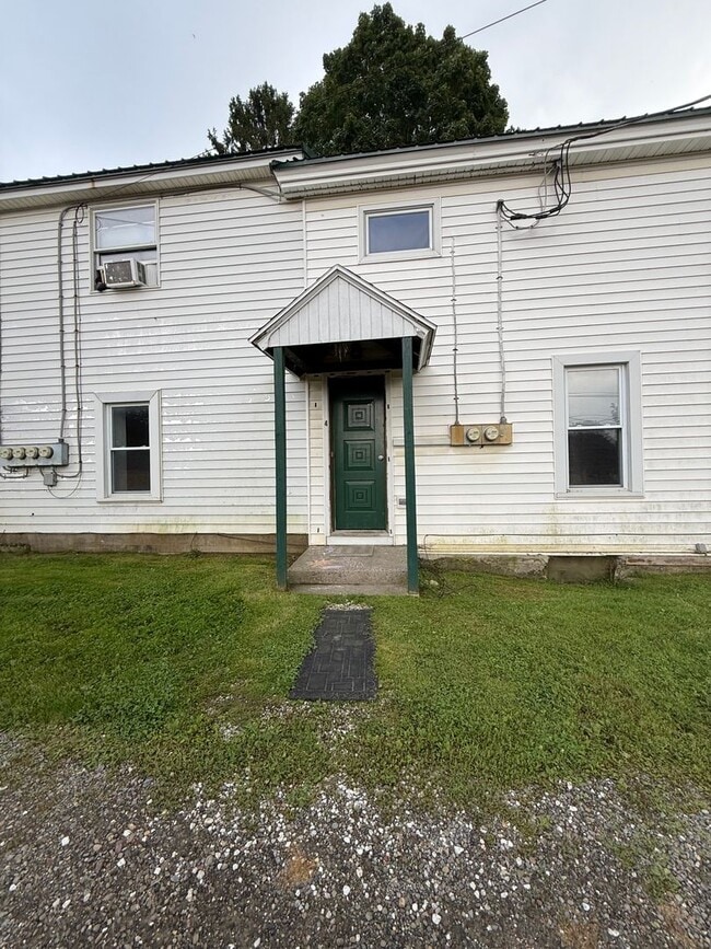 Building Photo - 53 Classic St