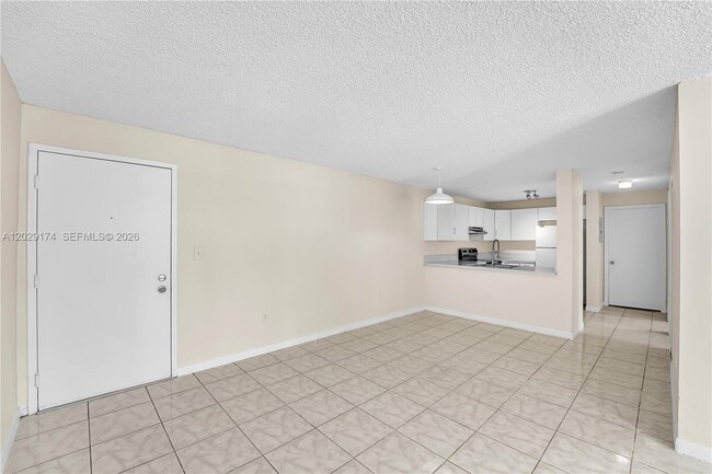 Building Photo - 210 SW 11th St