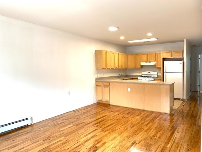 Building Photo - 128 Beach 92nd St