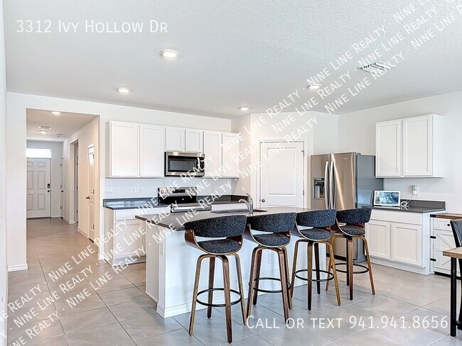 Foto del edificio - 3312 Ivy Holw Dr