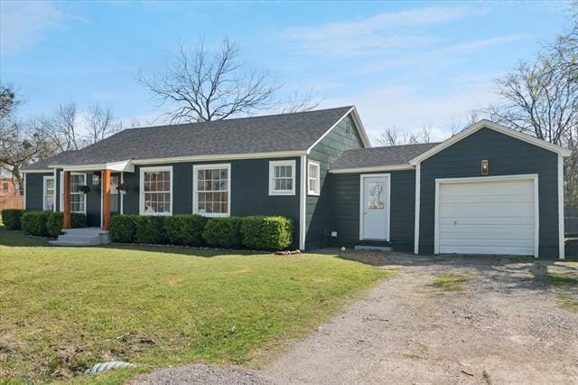 Building Photo - 602 W Pecan St