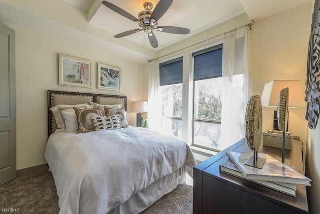 Foto del edificio - 1 br, 1 bath Apartment - 1475 W Gray St 193