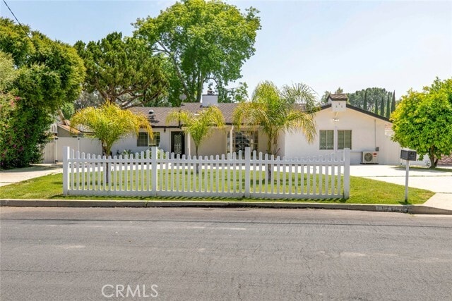 Primary Photo - 17648 Raymer St