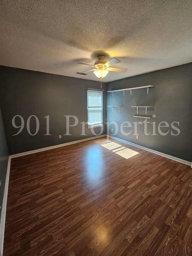 Building Photo - 5650 Richburg Ave