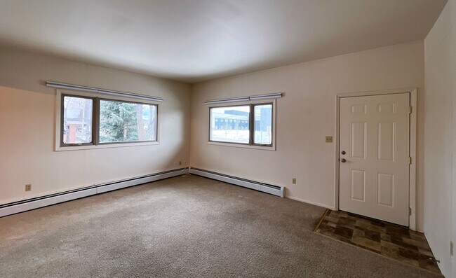Foto del edificio - 302-308 N 11th Ave