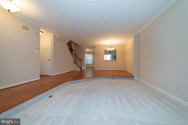 Building Photo - 6337 Mary Todd Ct