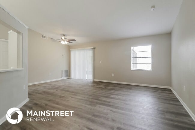 Building Photo - 7000 Kaylor Ave