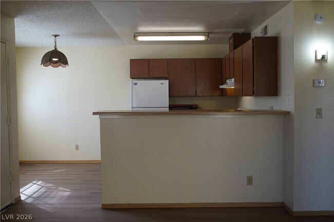 Foto del edificio - 4646 Tracylynn Ln