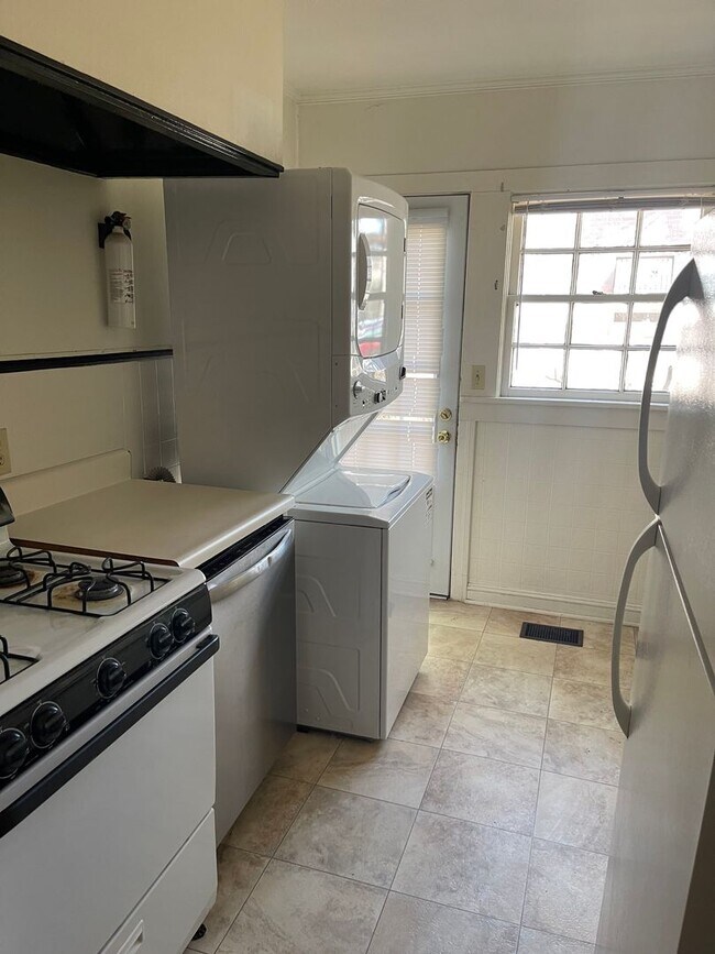 Foto del edificio - 335 Boulevard