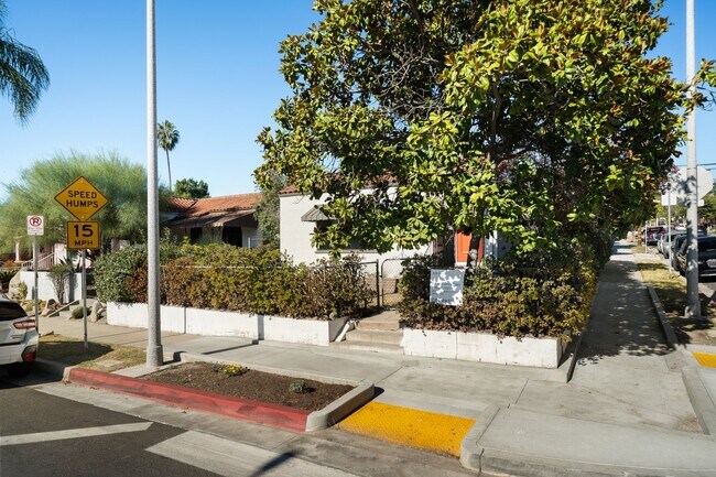 Building Photo - 4959 Meridian St