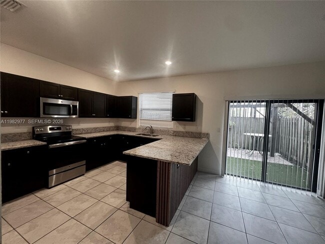 Photo - 11989 SW 150th Pl House