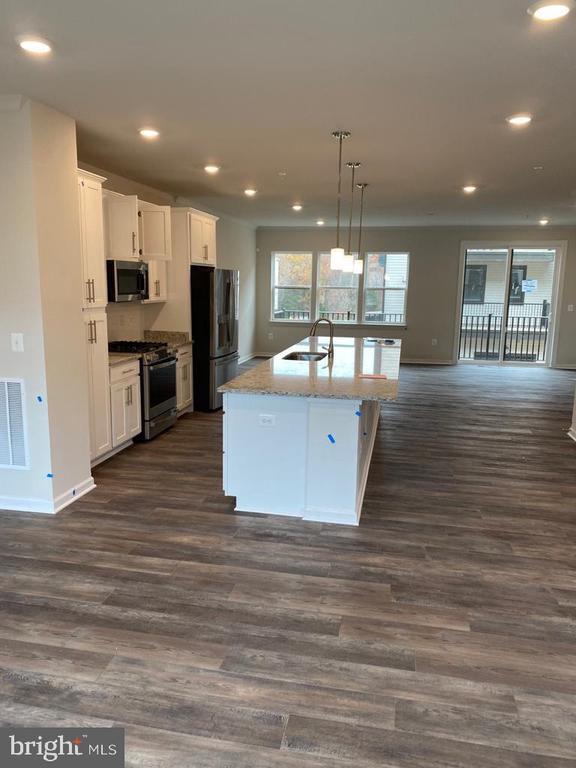 Building Photo - 22520 Foundation Dr