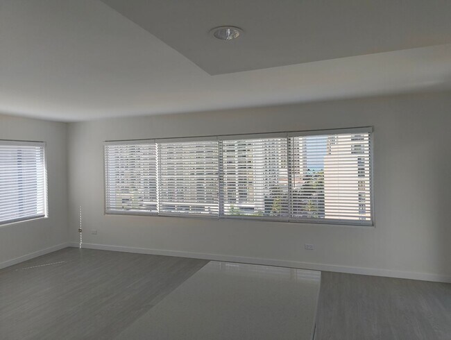 Foto del edificio - 2bd 2ba in Waikiki – Available Now!