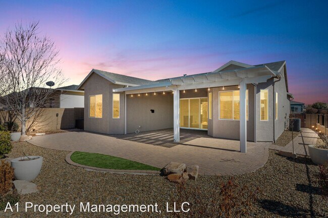 Building Photo - 3 br, 2 bath House - 800 N Morales Street