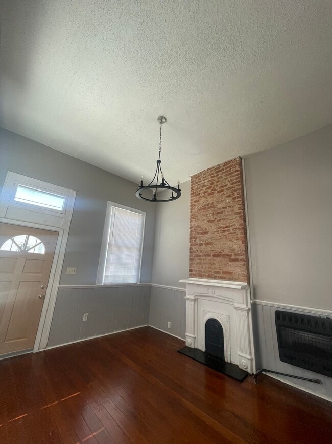 Foto del edificio - 2439 Second St