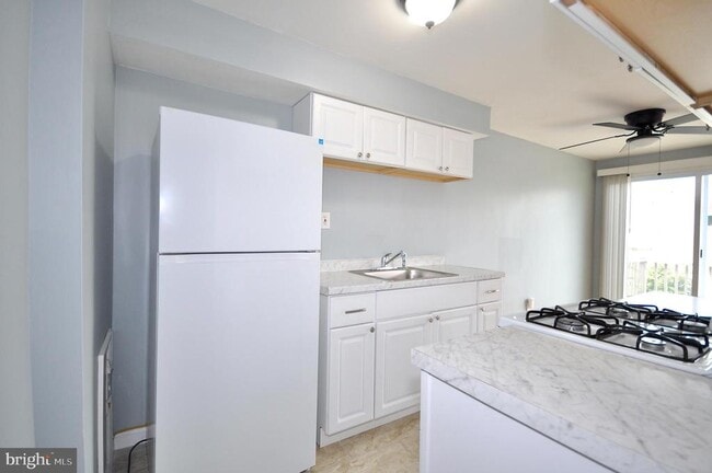 Foto del edificio - 3432 Ashfield Ln