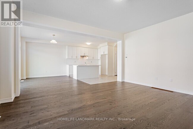 Building Photo - 672 Grand Ridge Ave