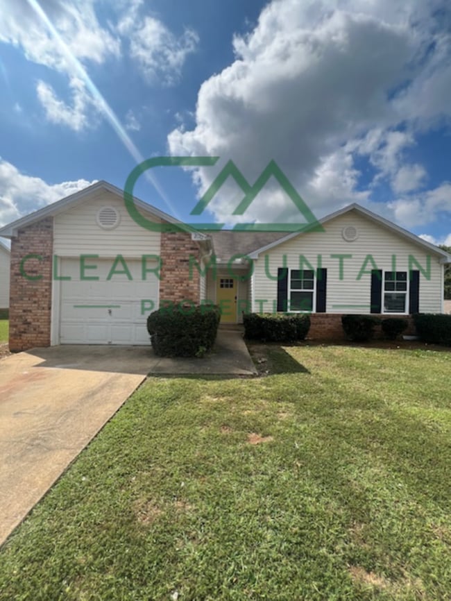 MOVE-IN SPECIAL! 1 MONTH FREE - Modern Upd... - MOVE-IN SPECIAL! 1 MONTH FREE - Modern Upd... House