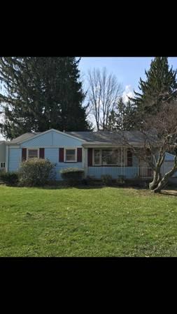 Foto principal - 845 Afton Ave