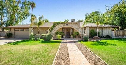 Building Photo - 101 W Tierra Buena Ln