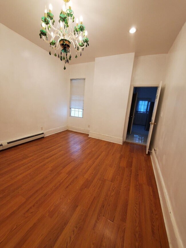 Foto del edificio - 78 Belmont Ave