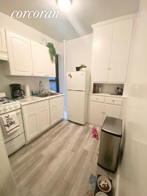 Foto del edificio - 222 E 56th St