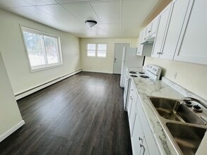 Building Photo - W558 Old U.S. 2