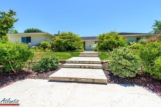 Building Photo - 20656 Woodward Ct