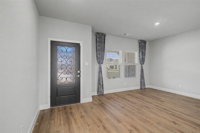 Foto del edificio - 2344 Bellatrix Dr