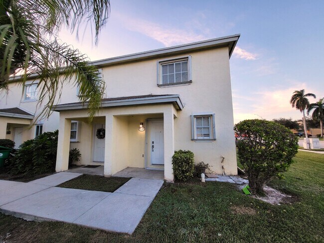 Building Photo - 19340 SW 103rd Ct