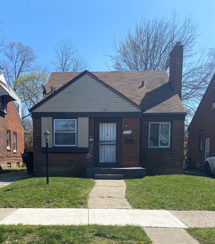 Primary Photo - 19790 Mansfield St