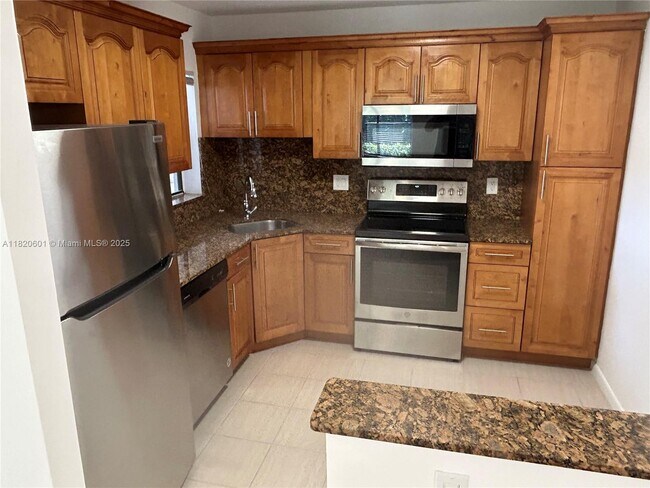Foto del edificio - 4675 NW 22nd St