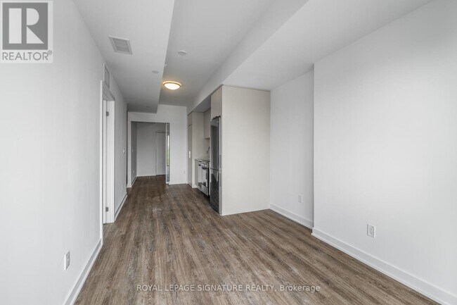 Building Photo - 4569 Kingston Rd