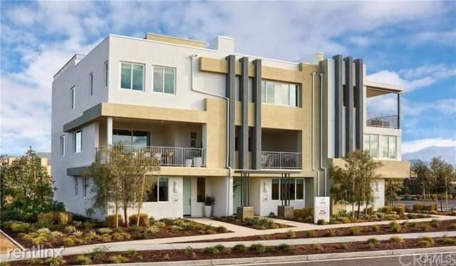 Primary Photo - 3 br, 3.5 bath Townhome - 118 Terrapin