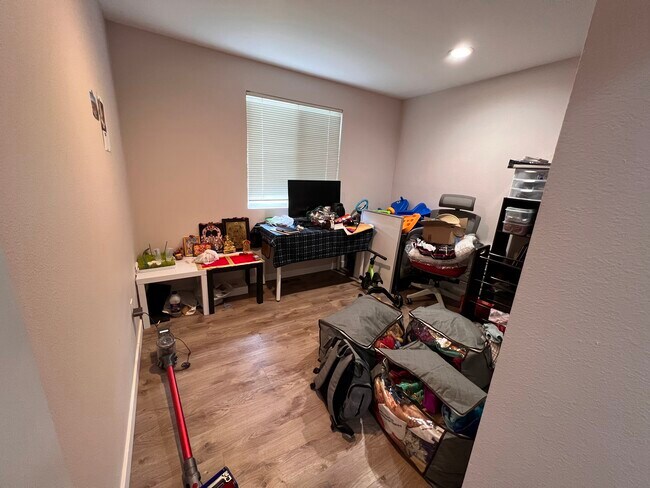 Foto del edificio - 13703 90th Ave NE