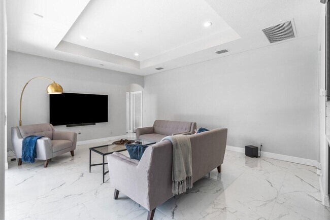 Foto del edificio - 6326 Greenhedge Ct