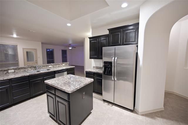 Building Photo - 2908 Bahar Dr