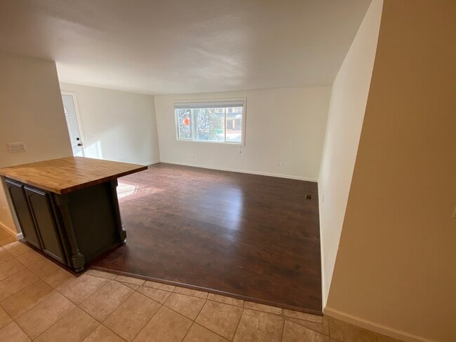 Kitchen/Dining/ Living open layout - 624 SE Wilson Ave