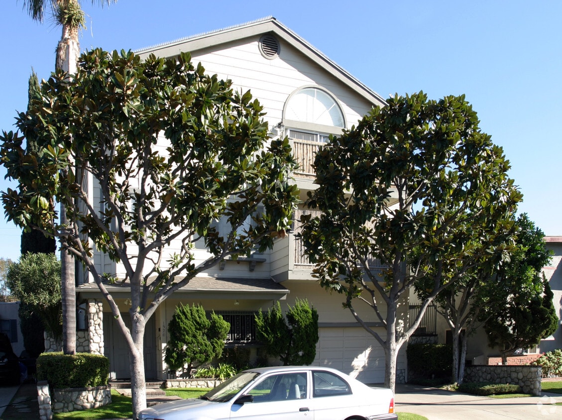 Building Photo - 1526 Orizaba Ave