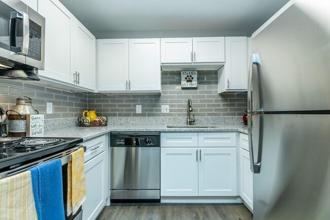 Foto del edificio - Brighton Valley Apts