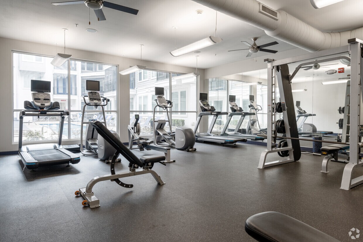 Flats Apartments in Austin, TX