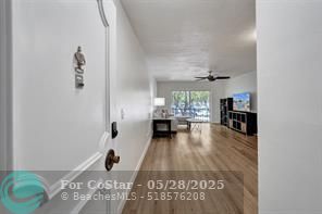 Foto del edificio - 2250 NE 66th St