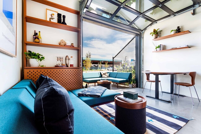 Building Photo - Kabin