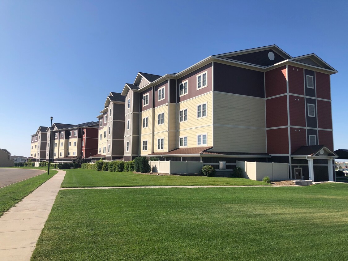 Primary Photo - Sleepy Ridge Apartments and Townhomes